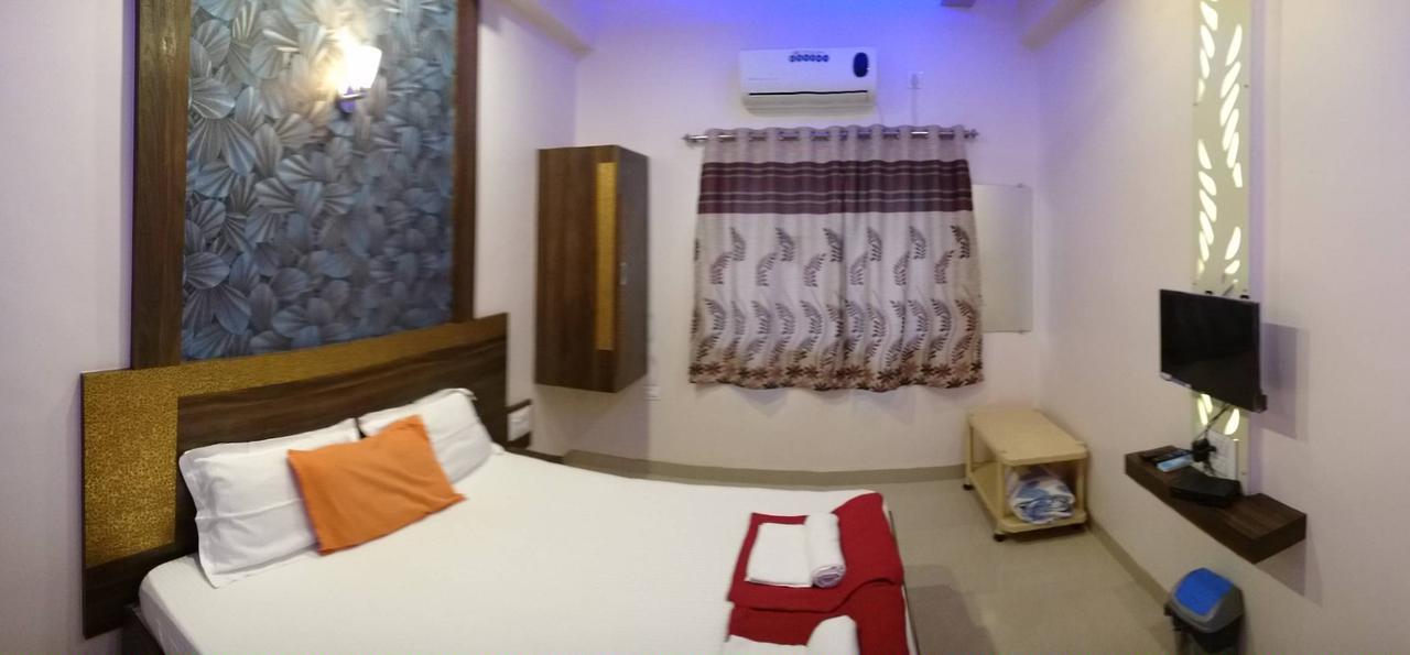 Osmanabad Yuvraj Lodge المظهر الخارجي الصورة
