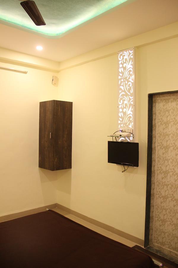 Osmanabad Yuvraj Lodge المظهر الخارجي الصورة