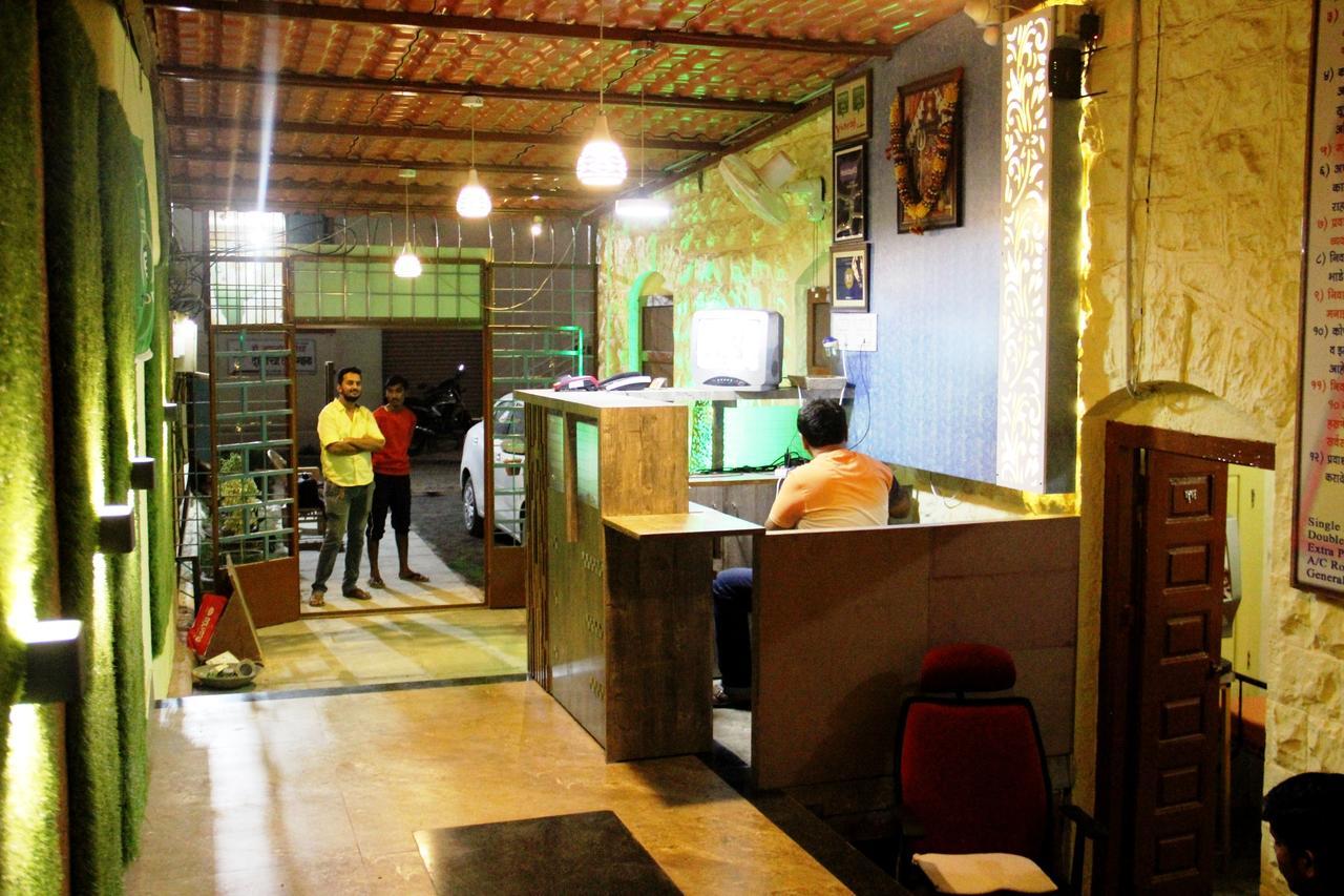 Osmanabad Yuvraj Lodge المظهر الخارجي الصورة