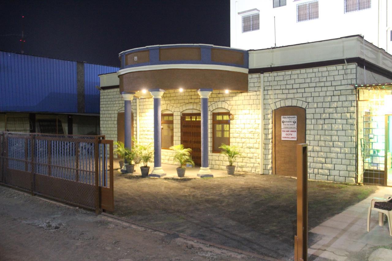 Osmanabad Yuvraj Lodge المظهر الخارجي الصورة
