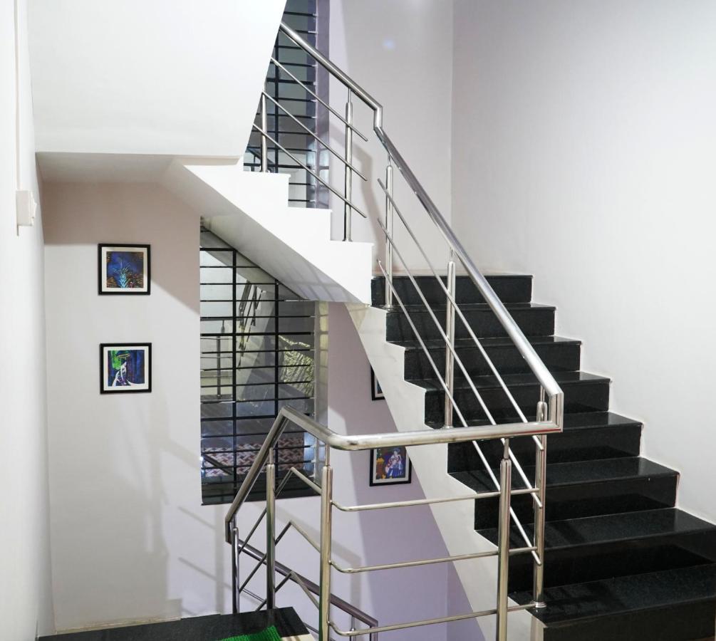 Osmanabad Yuvraj Lodge المظهر الخارجي الصورة