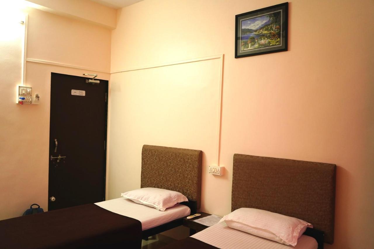 Osmanabad Yuvraj Lodge المظهر الخارجي الصورة